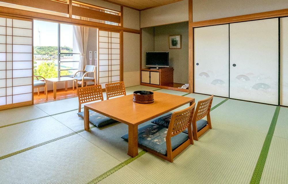 Awara Kitagata Onsen Kohanso Hana Yurari Eksteriør bilde